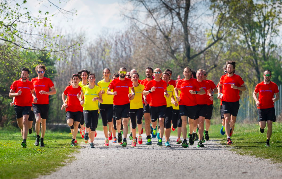 ASICS Frontrunner italiani
