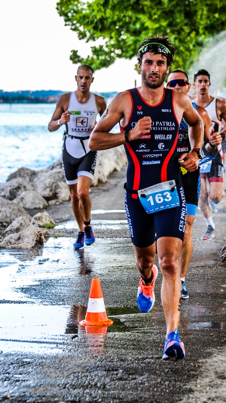 ASICSFrontRunner Italy