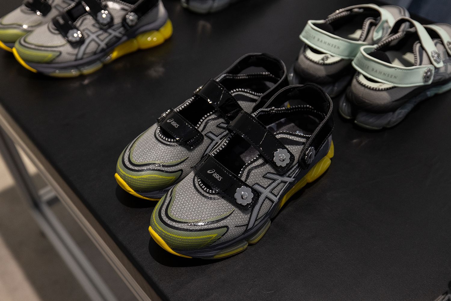 ASICS SPORTSTYLE パリファッションウィーク2024春夏に合わせ