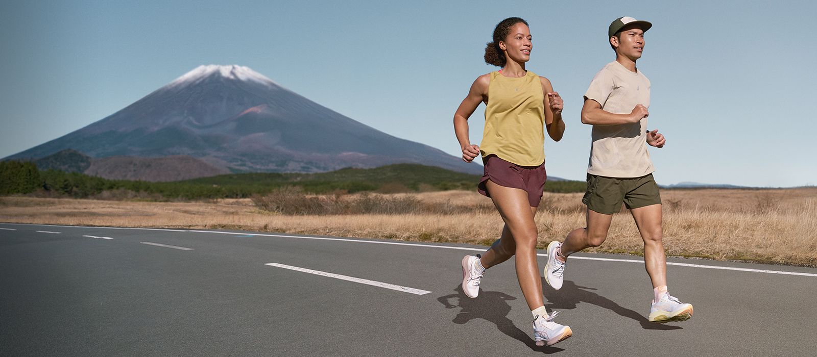 woman running wearing GEL-KAYANO 32