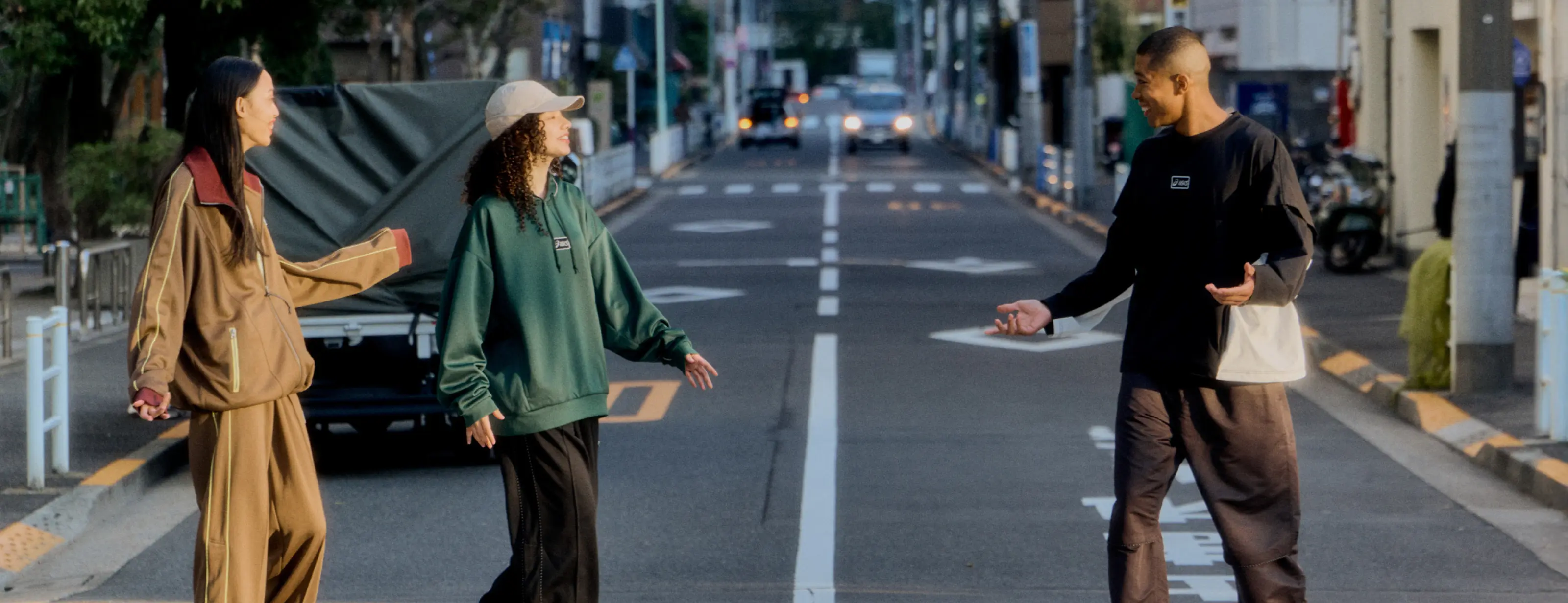 ASICS SportStyle Apparel Collection​ AW2025｜アシックス公式