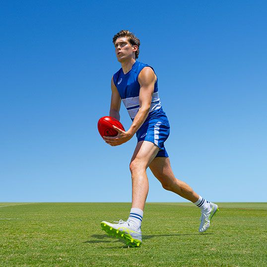 ASICS-Footbool-LandingPage-Lethal-Tegreor-538x538