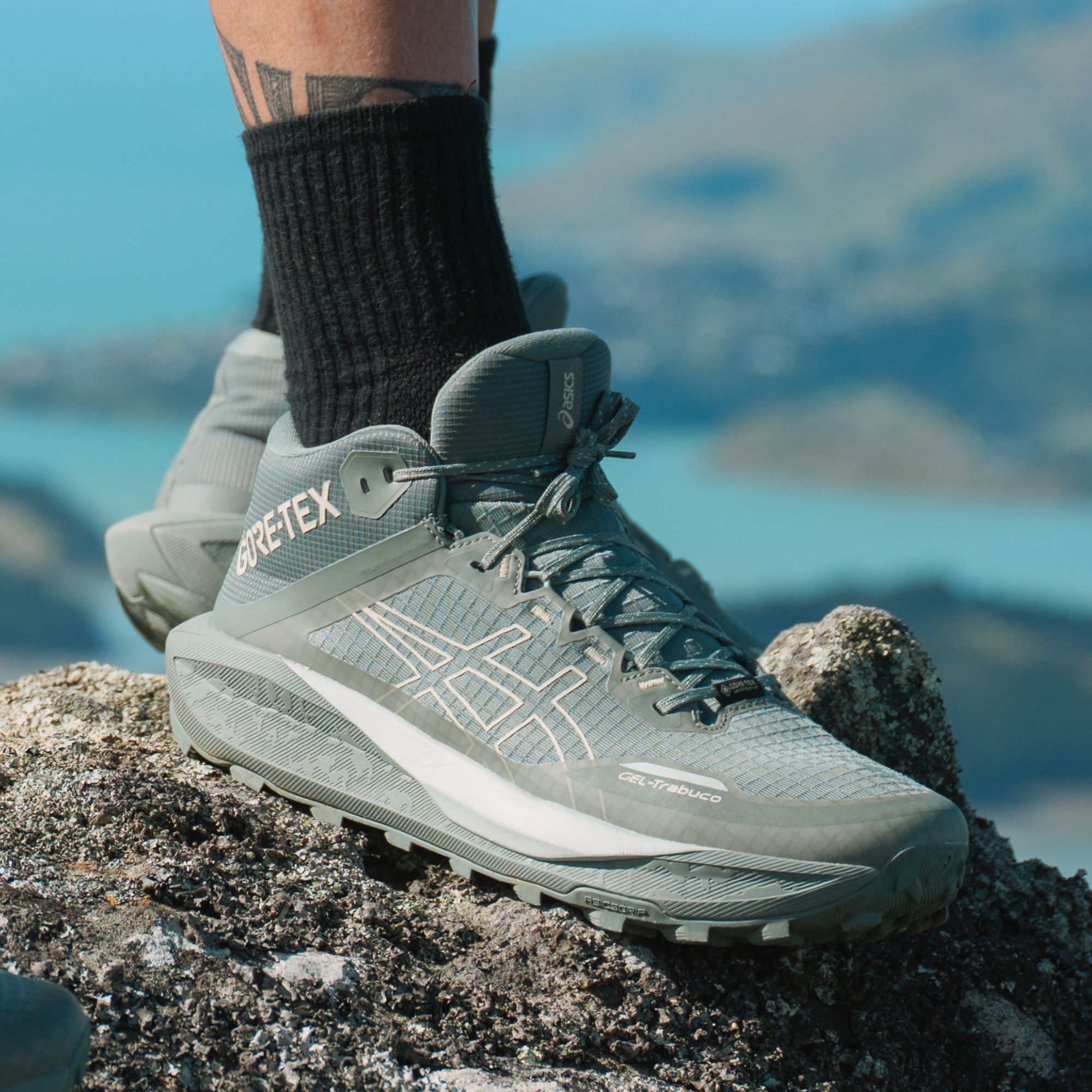 Gore tex trail running shoes
