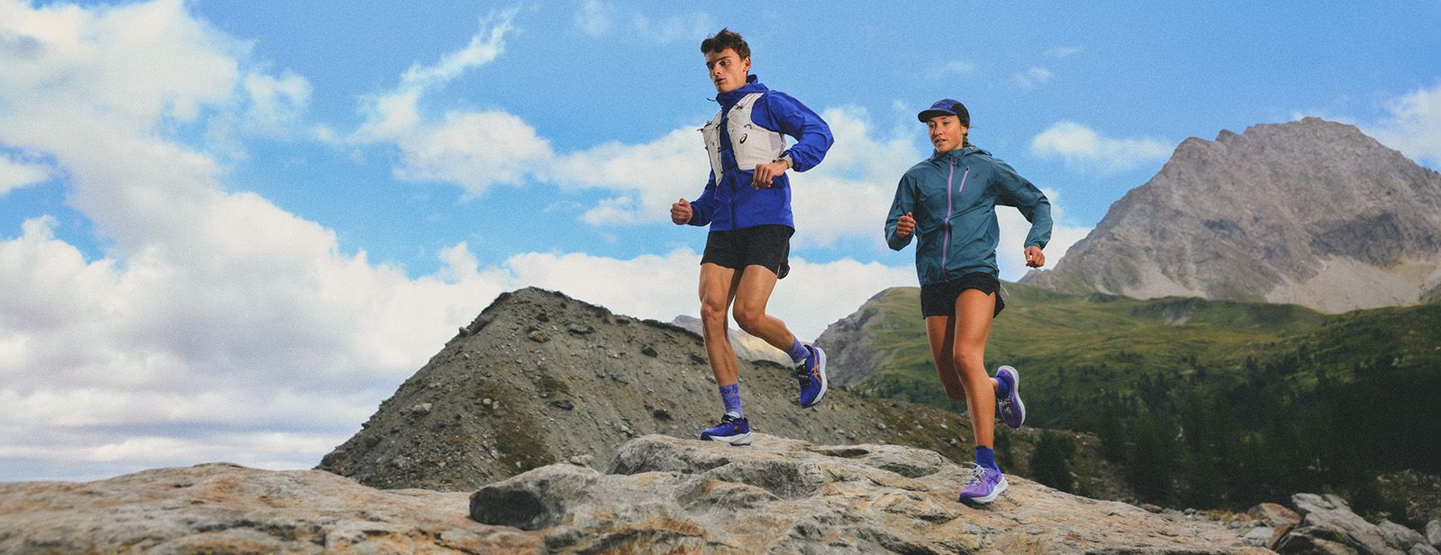 Trail running shoes