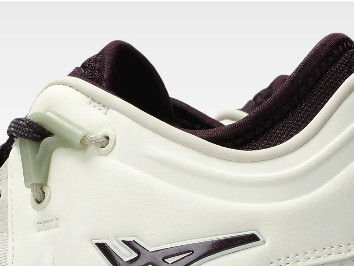 NOVA SURGE LOW 2 商品イメージ