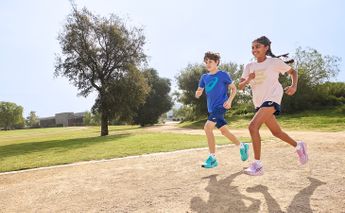 Kids running banner
