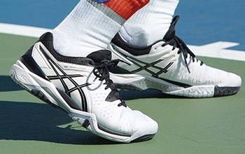 asics tennis trainers