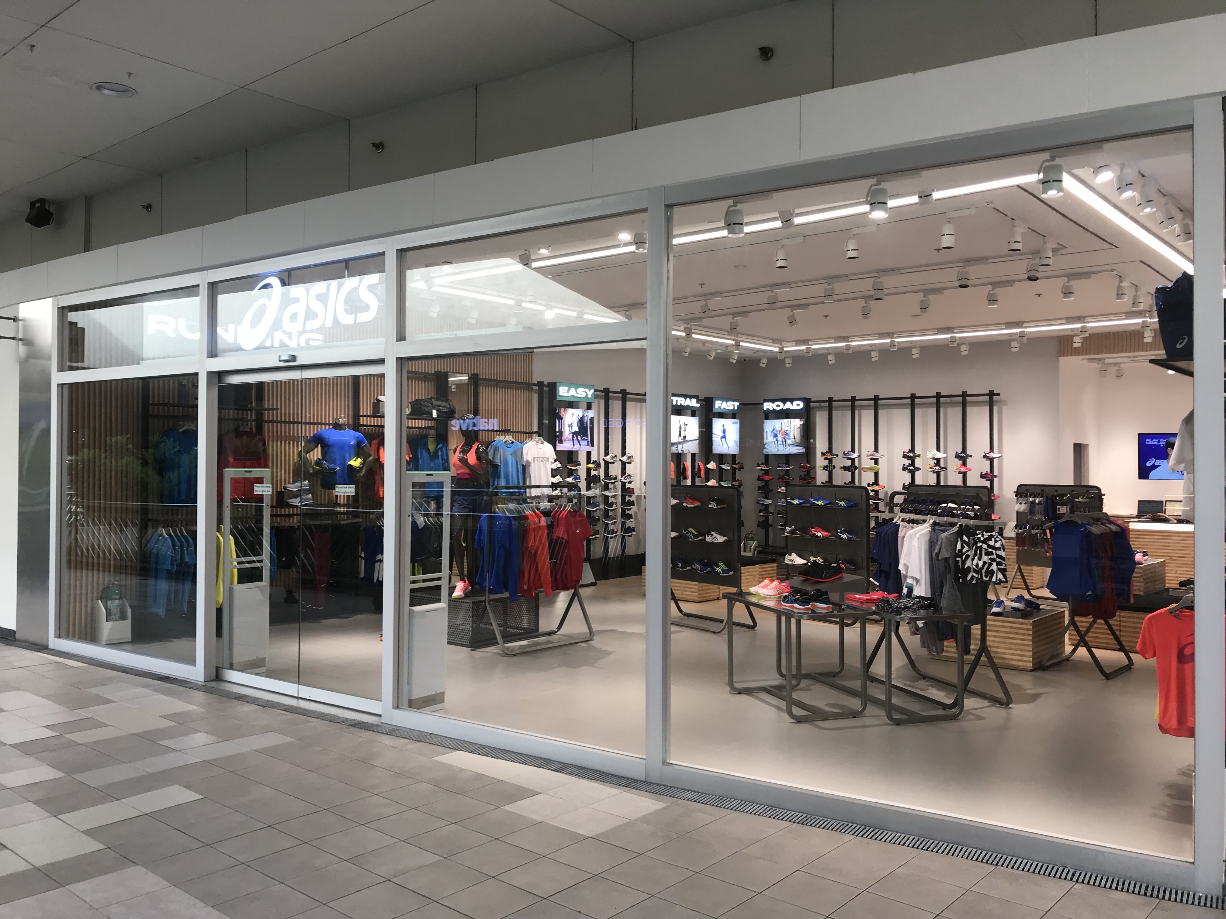 asics store mall of america