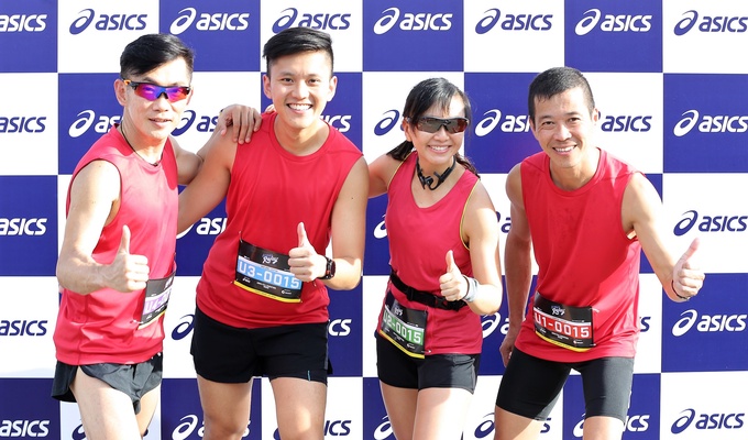 asics race asics race