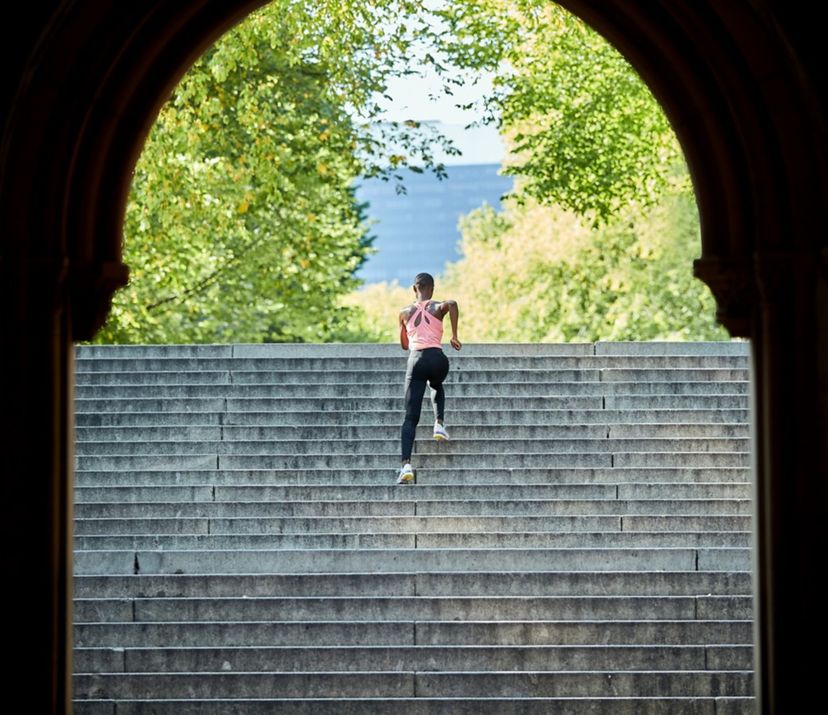 running stairs in winter