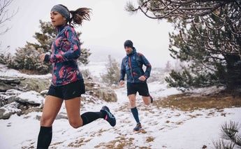 Trail running apparel: Jackets, t-shirts and pants or tights with