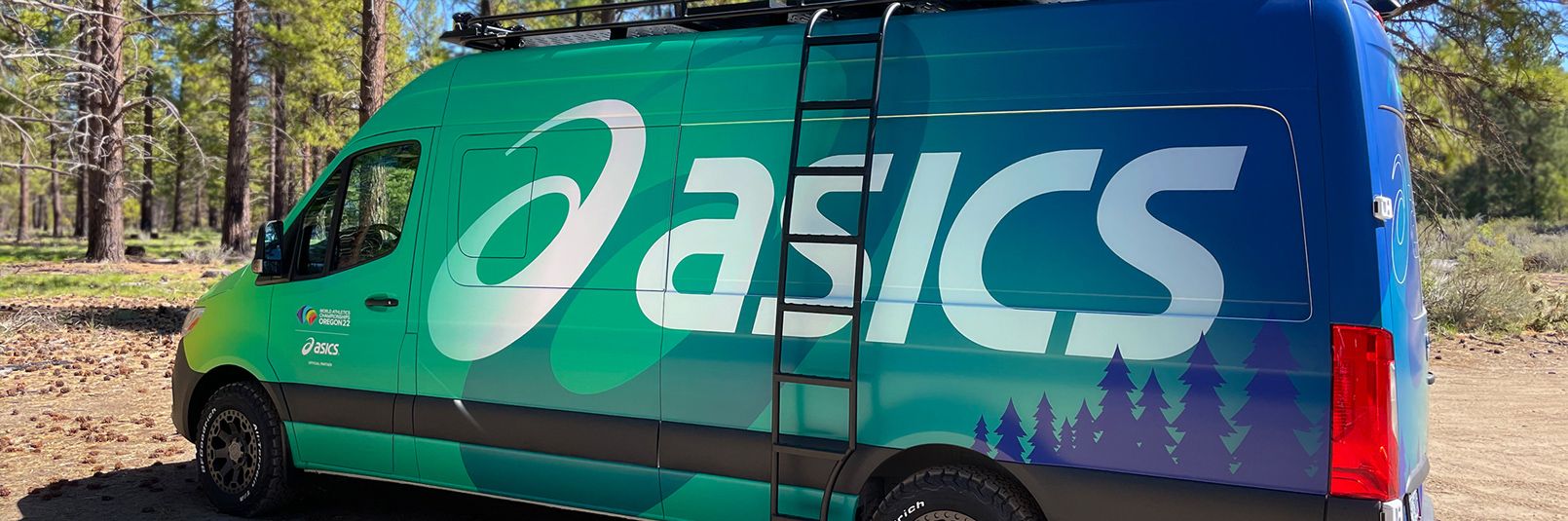 ASICS Uplift Van