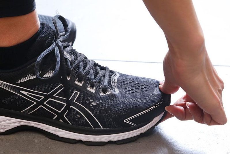 How Should Your Running Shoes Fit