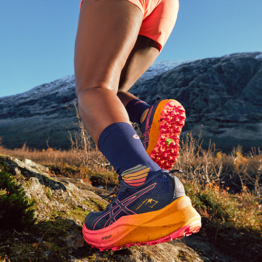 Men's Wide Width Shoes: Running, Hiking, Race & Trail