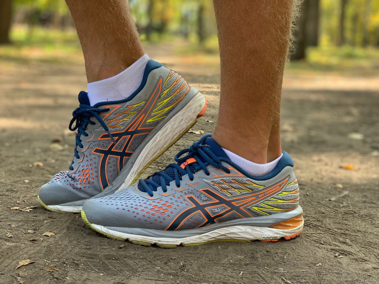 Реклама кроссовки ASICS