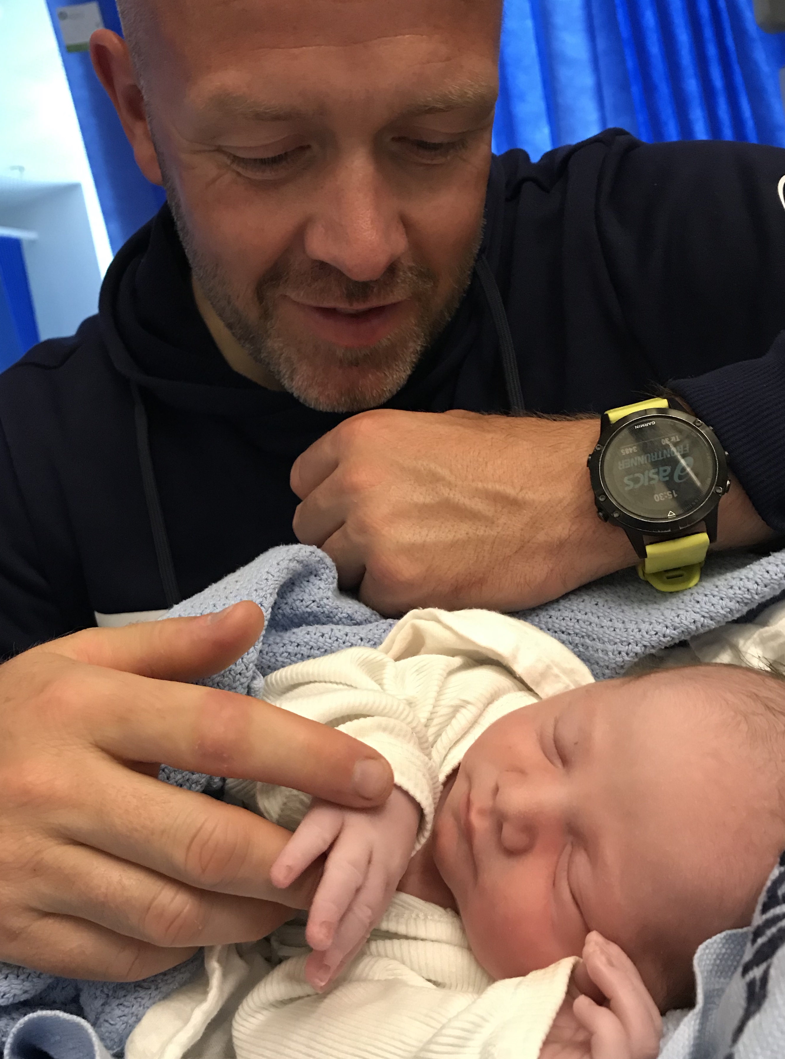 asics frontrunner 2019