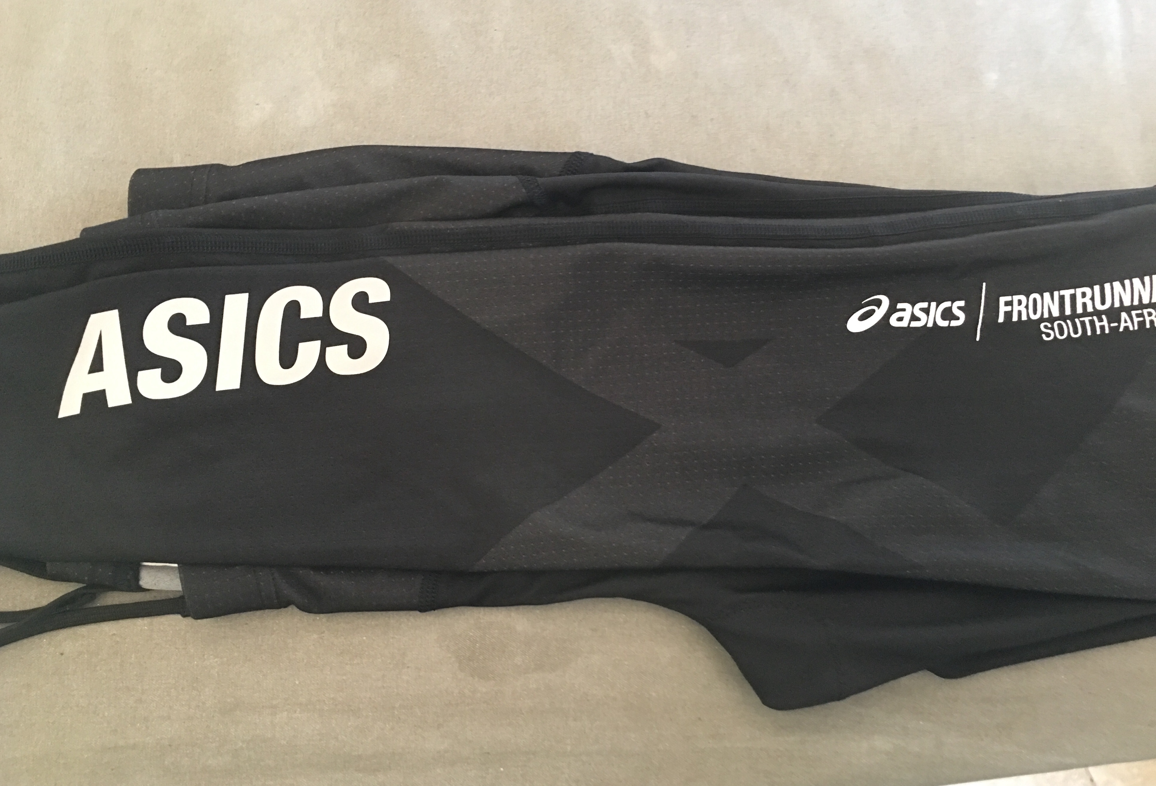 asics short tights