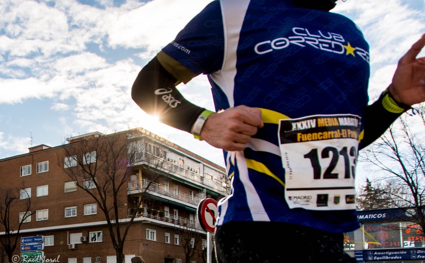 ASICS Frontrunner - de la media maratón de Fuencarral