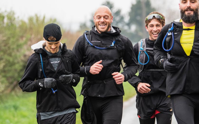 asics men's accelerate jacket