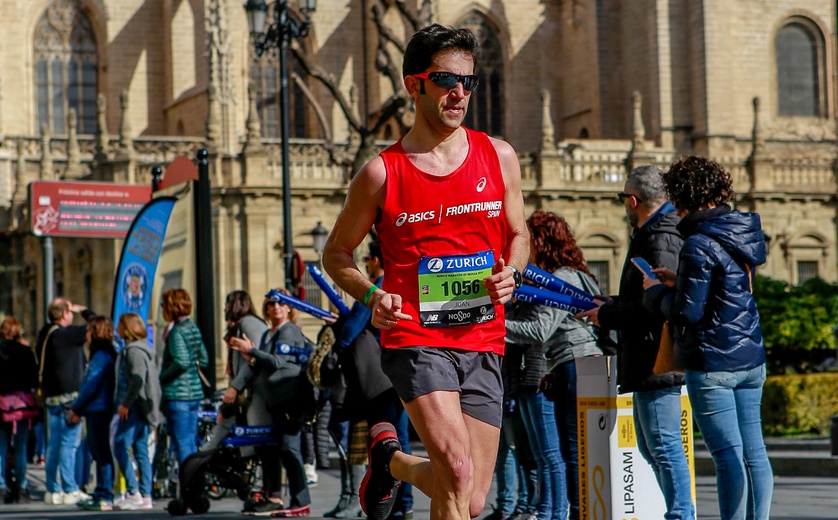 Odiseo jugar confesar ASICS Frontrunner - Maratones, retos y la vida moderna