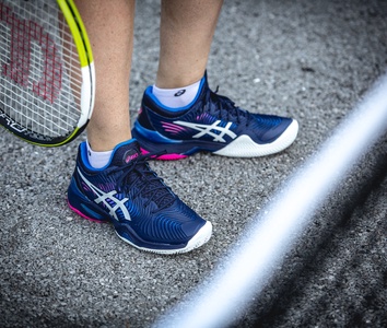 asics tennis shoes review